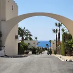 Ocean Pearl Apartment