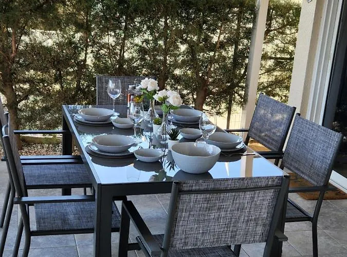 Ocean Pearl * Pegeia